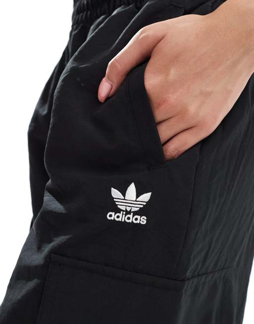 Adidas 3 stripe bottoms store