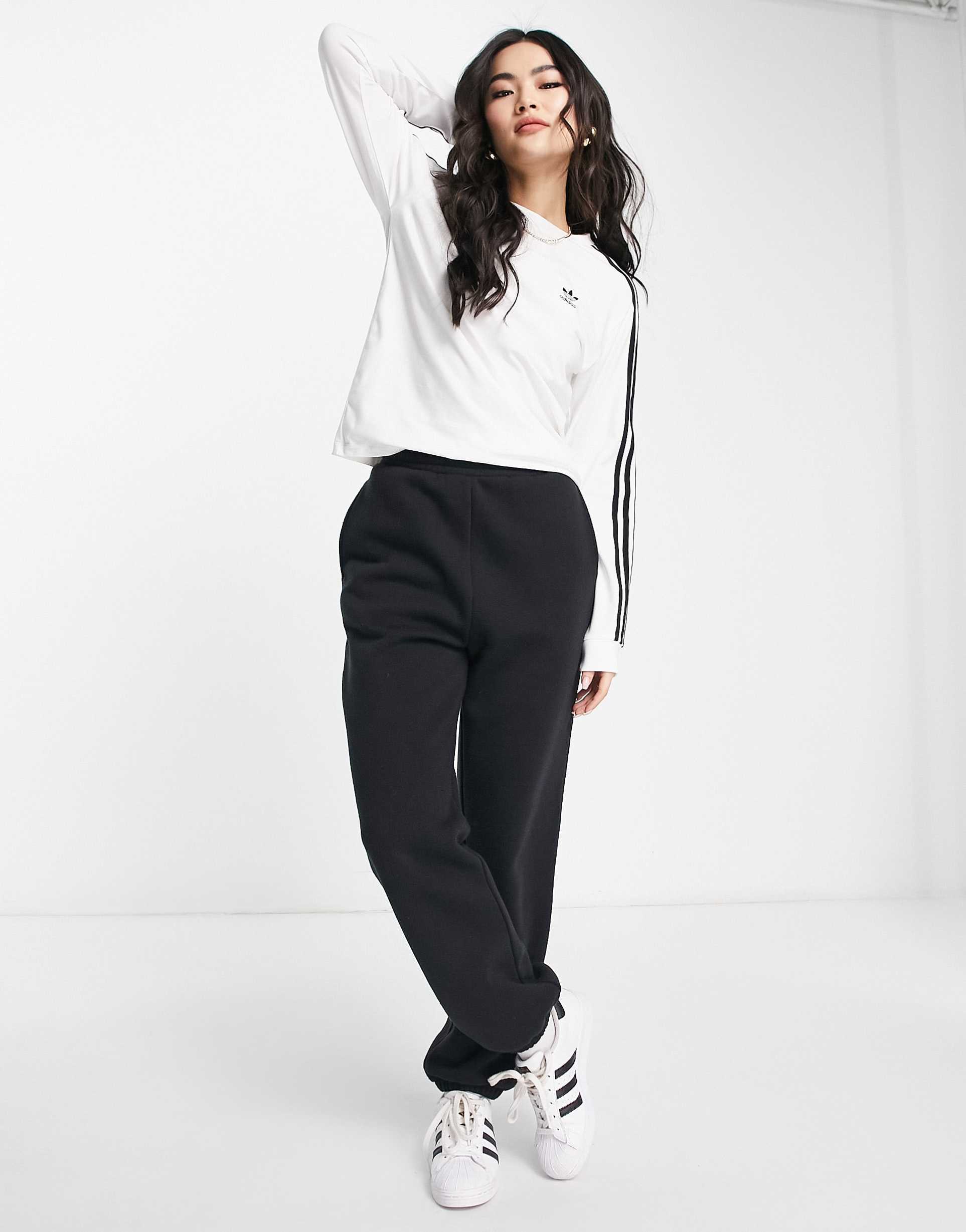 adidas Originals adicolor 3 stripes long sleeve t-shirt in white view 3