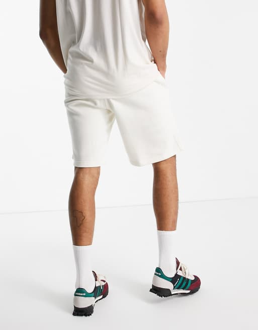 Cream adidas shorts 2025