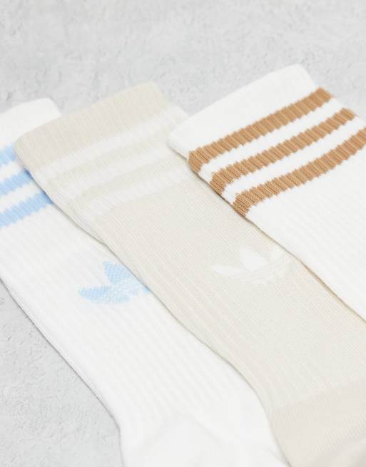 adidas Originals – adicolor – 3er-Pack Crew-Socken in Weiß und Beige mit Dreiblattlogo, 3 von 3