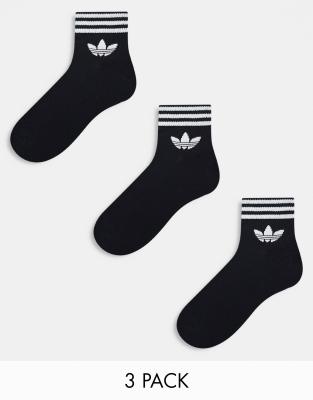 adidas Originals - adicolor - 3er-Pack Knöchelsocken in Schwarz mit Dreiblattlogo