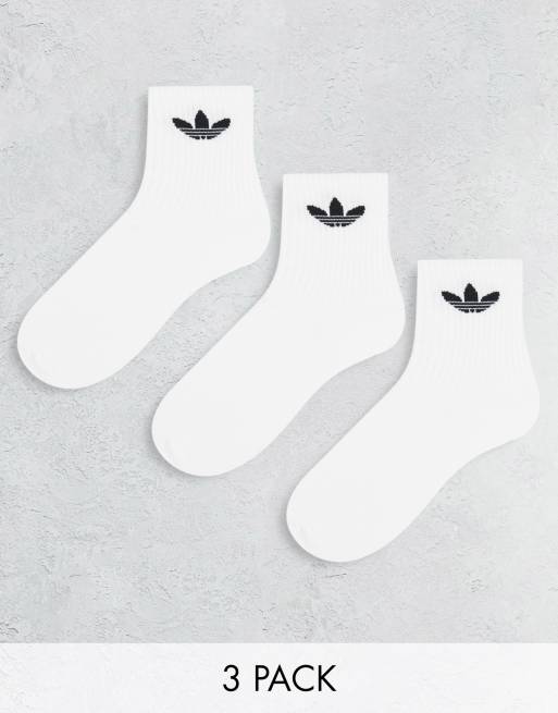 adidas Originals – adicolor – 3er-Pack Knöchelsocken in Weiß mit Dreiblattlogo