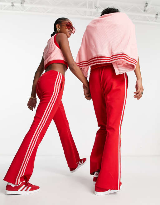 Groenland Afrika Psychologisch adidas Originals - 'adicolor 70s' - Uniseks flare-broek in rood | ASOS