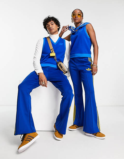 roof Secretary Associate adidas Originals 'adicolor 70s' unisex flared pants in blue | ASOS