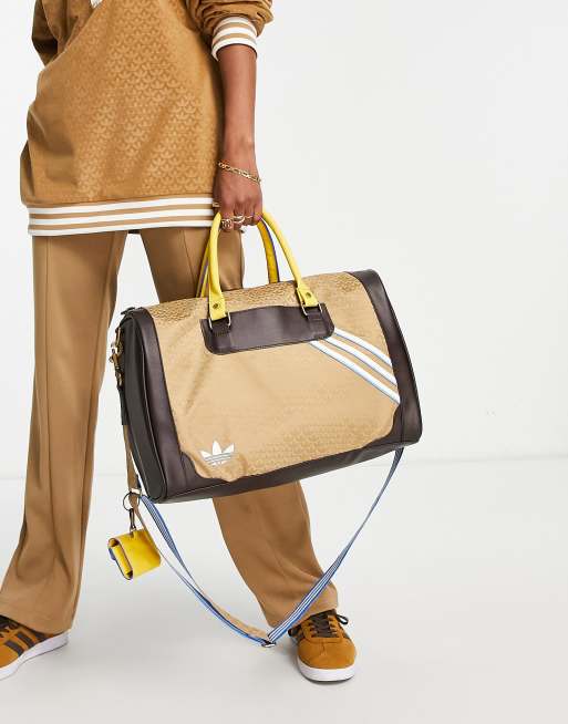 Adicolor duffle bag hotsell