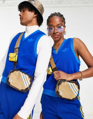 adidas Originals adidas Originals 'adicolor 70s' unisex monogram mini airliner in brown