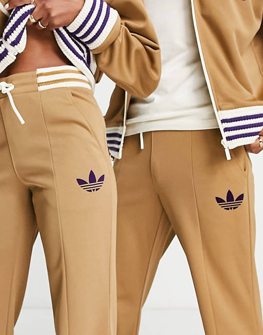 adidas Originals 'adicolor 70s' unisex wide leg track bottoms in brown |  ASOS