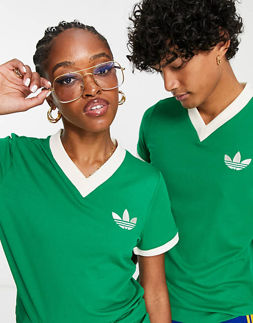 adidas Originals \'adicolor 70s\' v neck t-shirt in green | ASOS