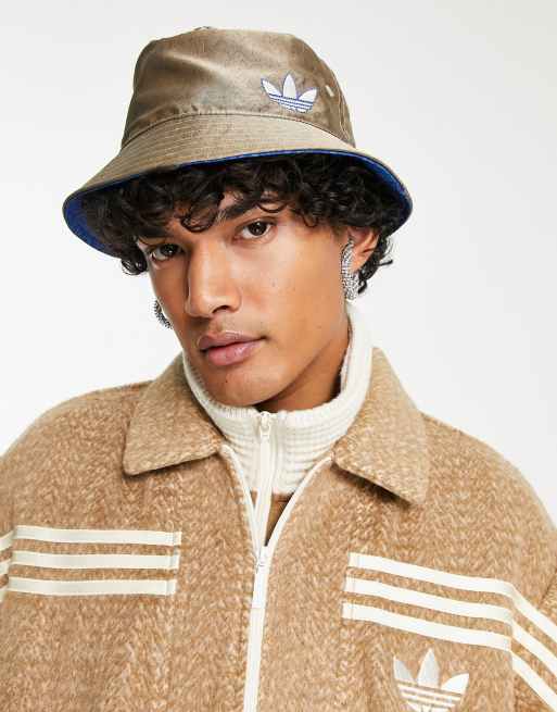 adidas Originals 'adicolor 70s'collared jacket in brown | ASOS