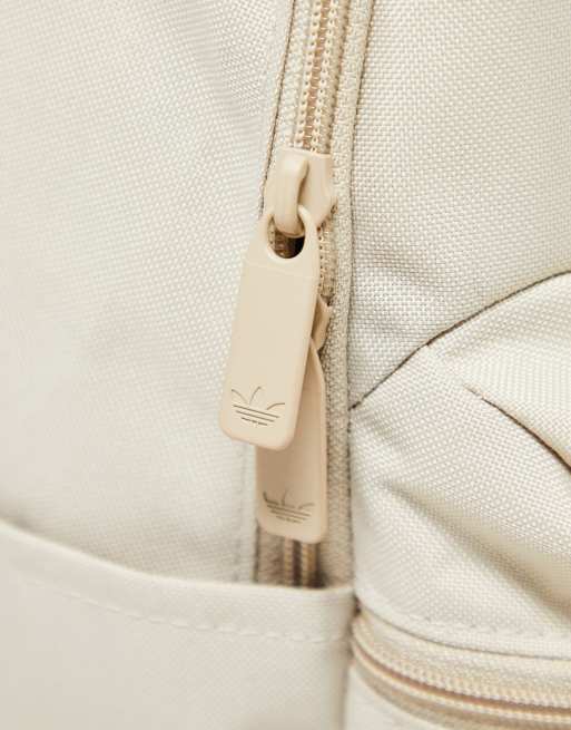 Adicolor bag outlet
