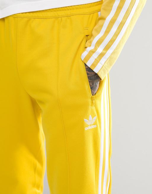 Adidas adicolor брюки Yellow