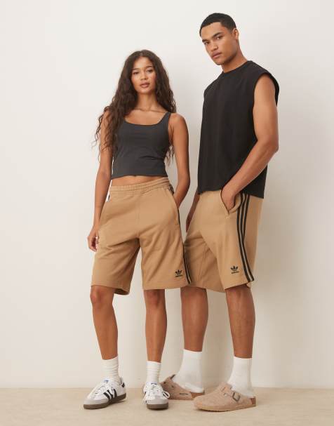 adidas Originals – Adicolor – Beige shorts med tre ränder - view 1