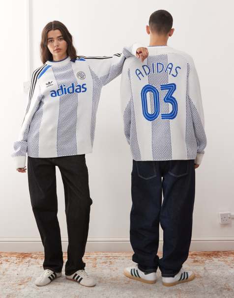 adidas Originals Adicolor knitted jersey in white