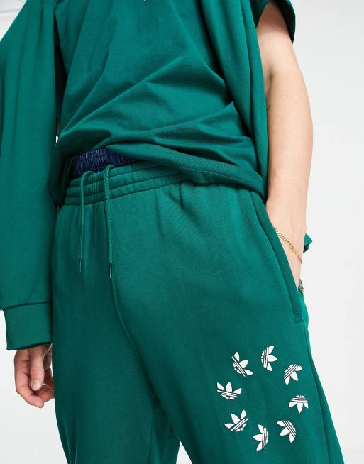 adidas Originals adicolor Bold logo joggers in collegate green