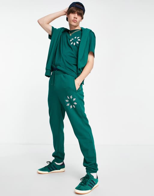 adidas Originals adicolor Bold logo joggers in collegate green