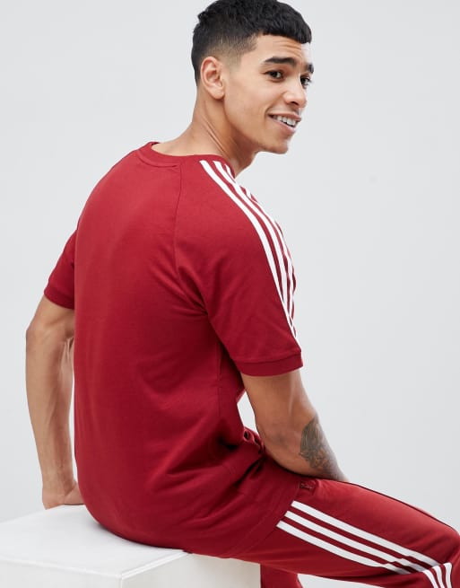 adidas Originals adicolor California T Shirt In Burgundy CZ4544