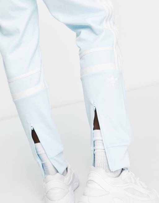 Adidas originals challenger top
