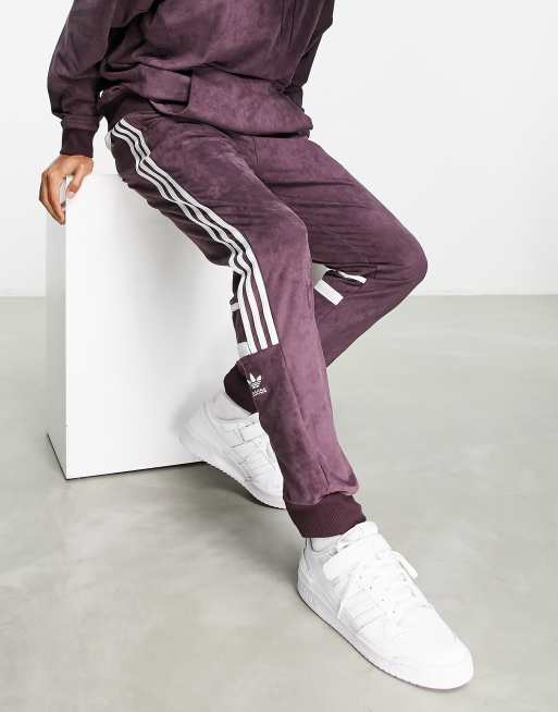 Adidas originals challenger outlet velour track pants