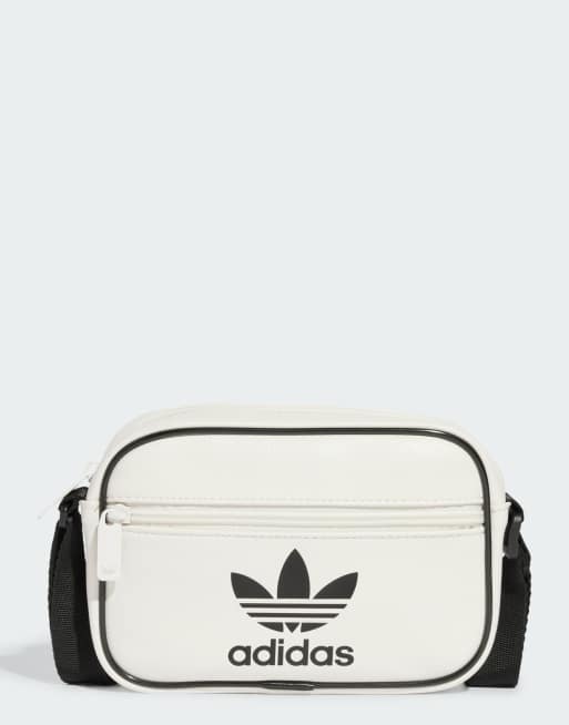 adidas Originals - Adicolor Classic - Hvid rund rejsetaske