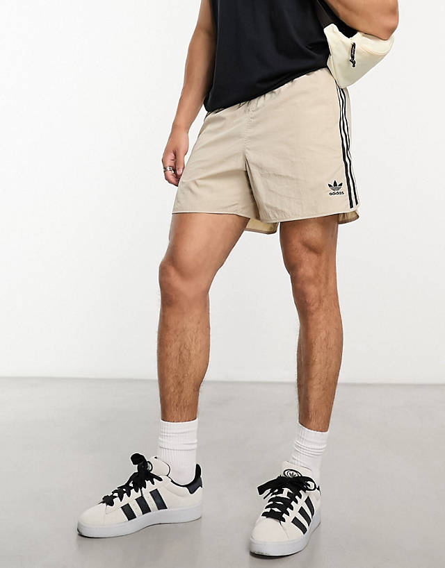 adidas Originals - adicolor classics 3 stripe sprinter shorts in beige