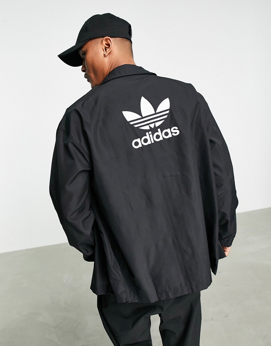 Adidas Originals adicolor classics trefoil coach jacket in black-Brown