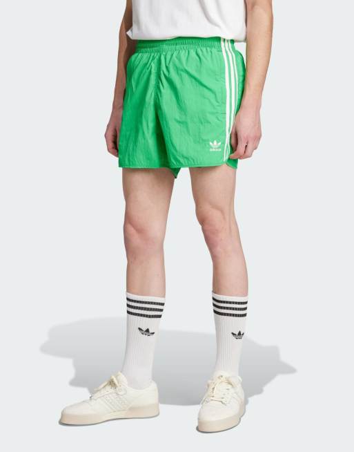 adidas Originals – Adicolor Classics – Zielono-białe szorty do biegania