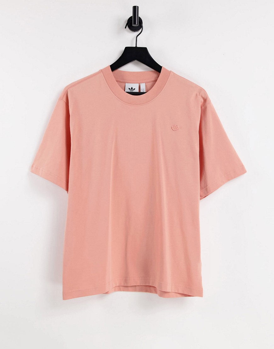 Adidas Originals adicolor Contempo boyfriend fit t-shirt in blush-Pink