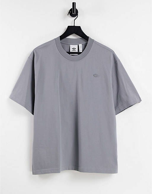 adidas Originals adicolor Contempo boyfriend fit t-shirt in dark gray | ASOS