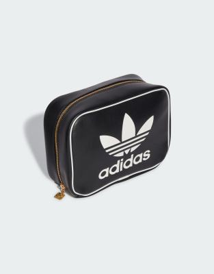adidas Originals Adicolor cosmetic bag in black | ASOS
