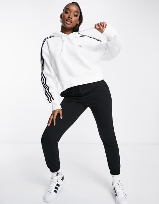 Felpa adidas 2025 corta bianca