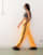 Thumbnail 1 van 5