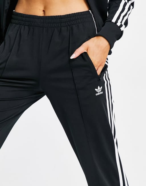 frakke klimaks Forbløffe adidas Originals adicolor firebird track pants in black | ASOS