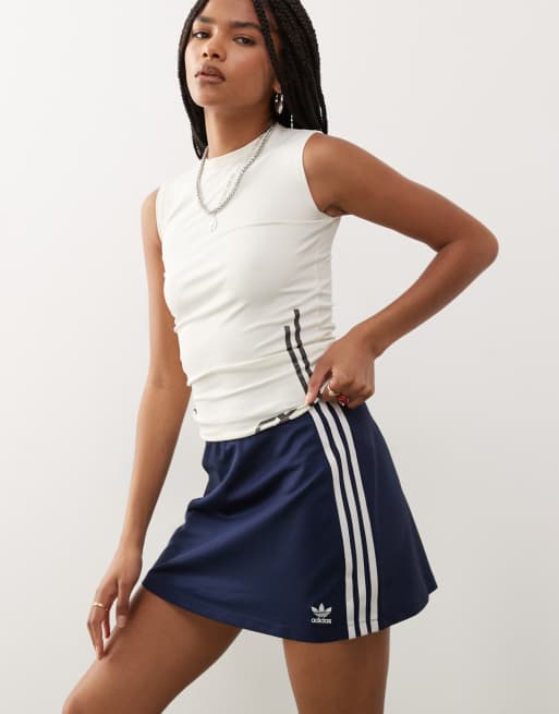 adidas Originals – Adicolor – Granatowa spódnica mini z 3 białymi paskami