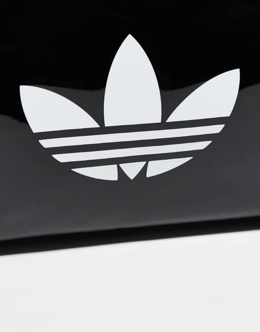 adidas Originals – Adicolor – Kleine Bowling-Tasche in Schwarz, 2 von 3