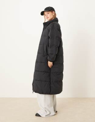 adidas Originals - adicolor - Langer Daunen-Puffermantel in Schwarz