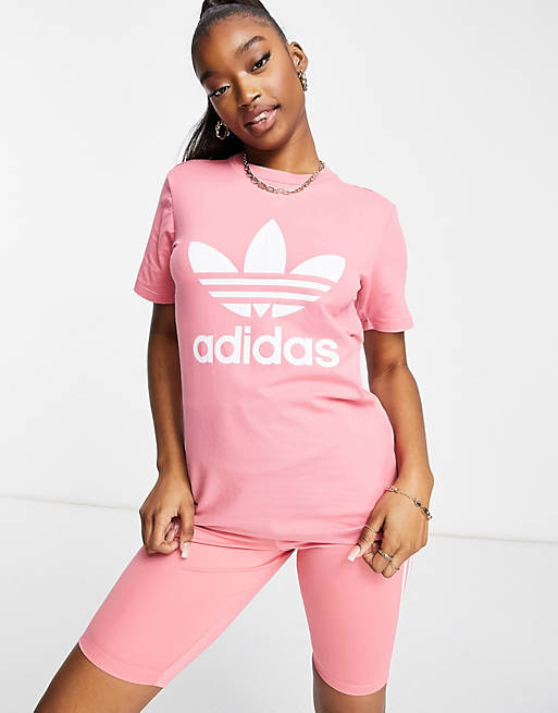 adidas Originals Adicolor large logo T-shirt in hazy rose | ASOS