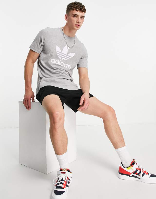 adidas Originals adicolor large trefoil t-shirt in gray