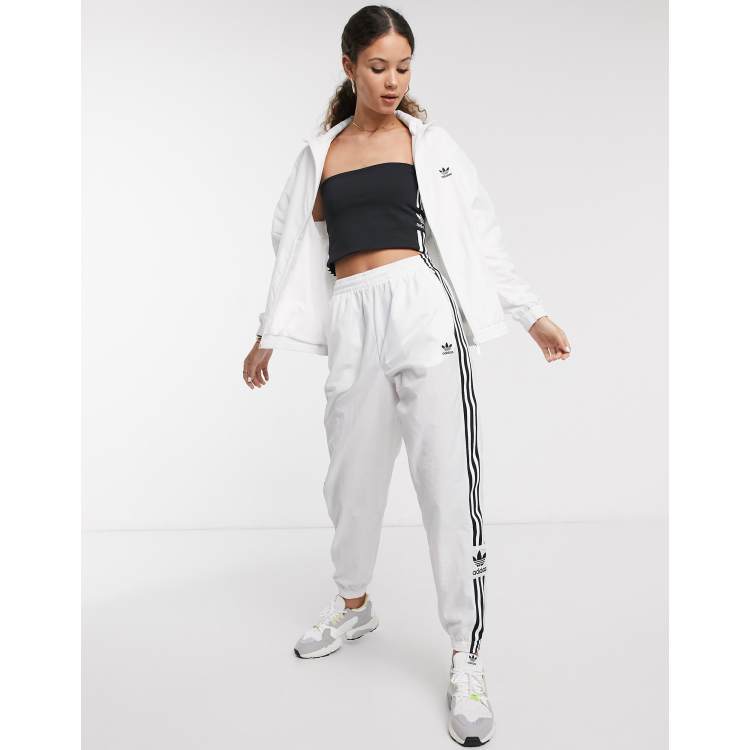 bag Slip sko Retfærdighed adidas Originals adicolor locked up logo track pants in white | ASOS