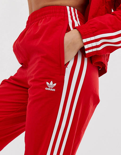 صورة سبورة adidas Originals - adicolor locked up - Pantalon de survêtement avec logo -  Rouge صورة سبورة