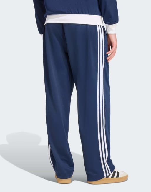 adidas Originals – Adicolor – Locker geschnittene Trainingshose in Night Indigo/Weiß, 2 von 4