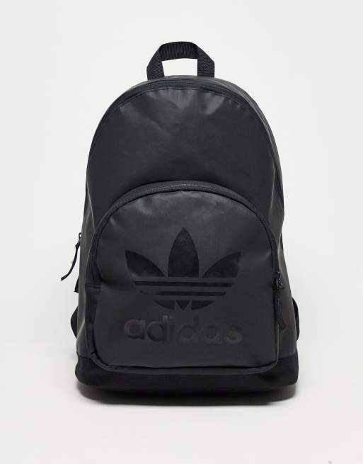 adidas Originals adicolor logo backpack in black