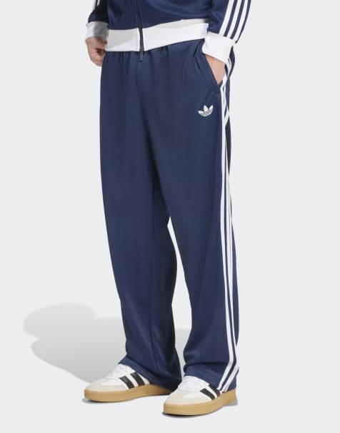 adidas Originals Adicolor loose trackpants in night indigo / white - view 1