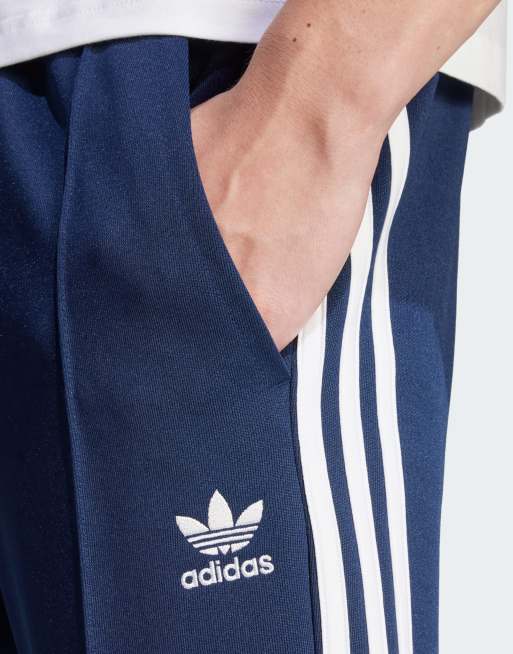 Adidas 70 lat store