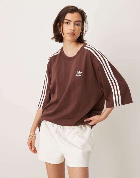 adidas Originals – Adicolor – Oversize-T-Shirt in Braun mit den drei Streifen - view 1