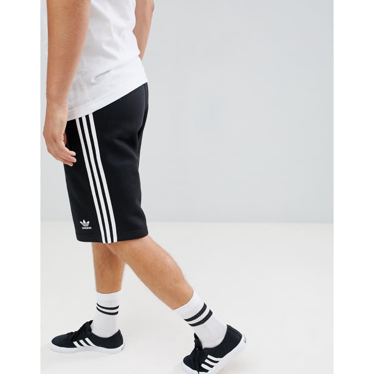Pantaloncini neri con tre strisce adidas Originals bad bunny