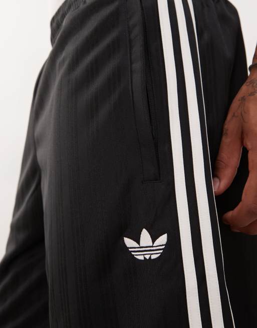 【ADIDAS ORIGINALS】Adicolor poly shorts ショートパンツ adidas Originals Adicolor poly shorts in black | ASOS