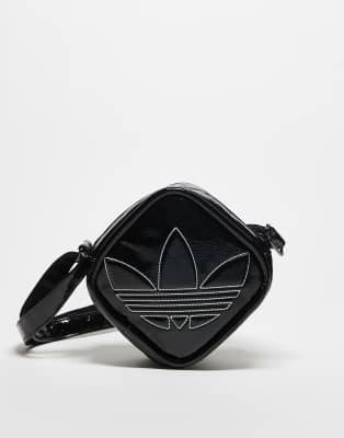 adidas Originals - Adicolor Premium Classic - Rautenförmige Tasche in Schwarz