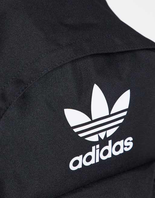 adidas Originals – adicolor – Rucksack in Schwarz mit Dreiblatt