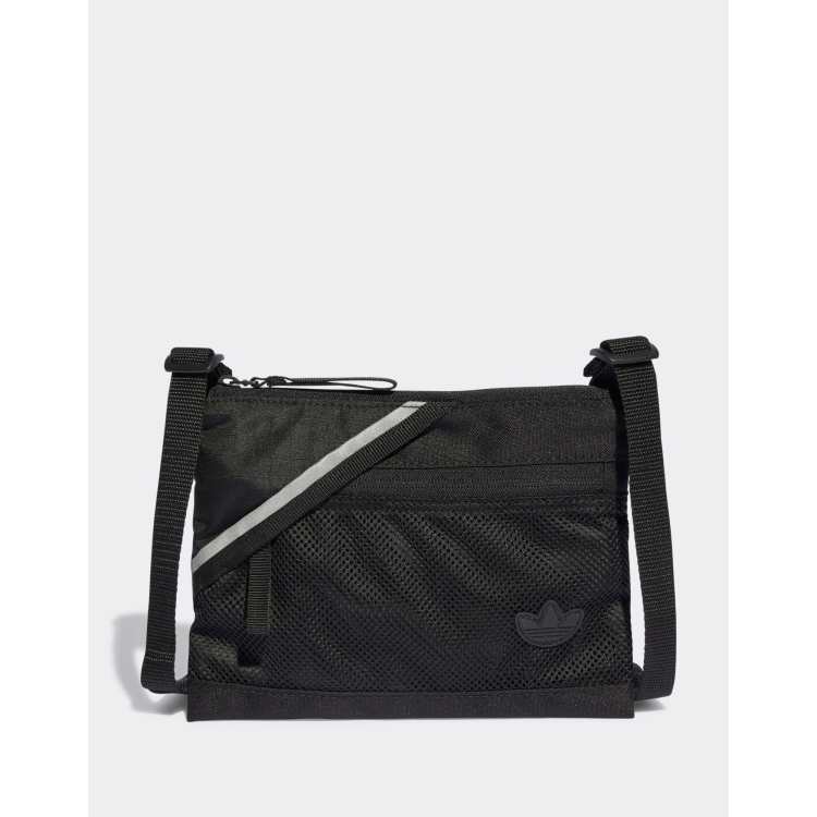 Adidas deals noir simple