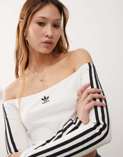 adidas Originals – Adicolor – Schulterfreies, langärmliges T-Shirt in Weiß - view 1